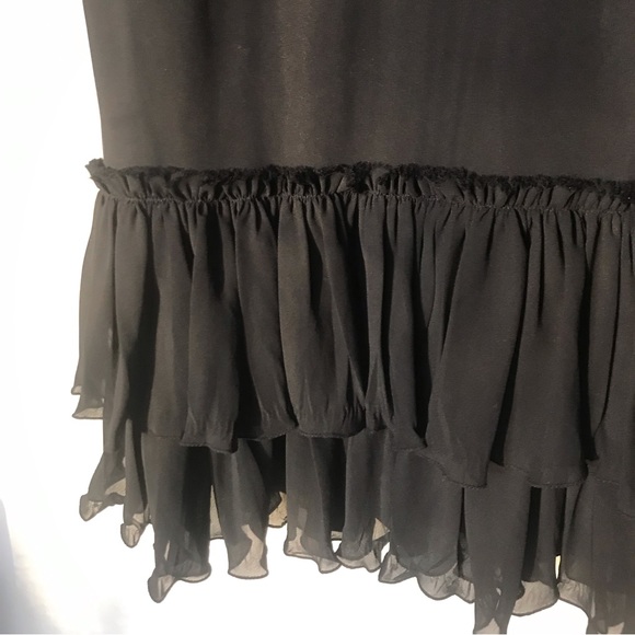 Romantic ruffle tiered hem black skirt - Picture 3 of 5